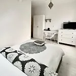 Orient Δωμάτια σε οικογενειακή κατοικία *